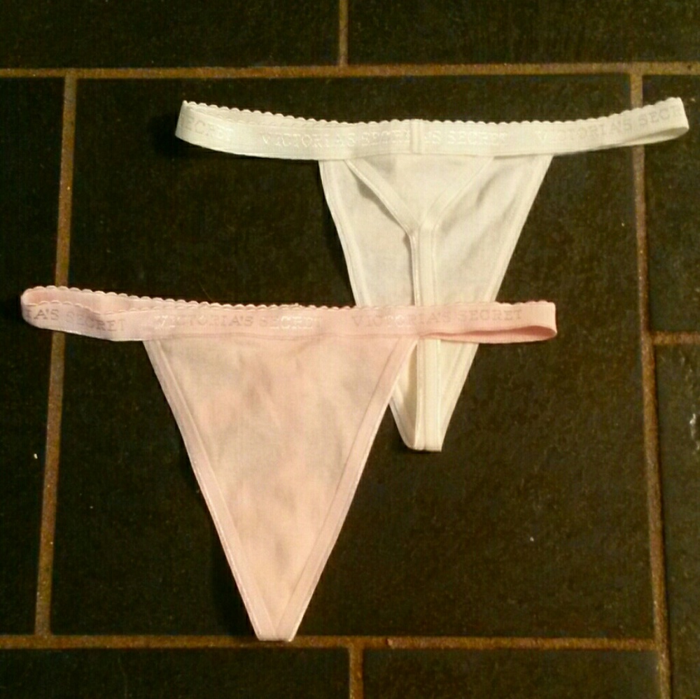 NWT Victoria's Secret XS Thongs